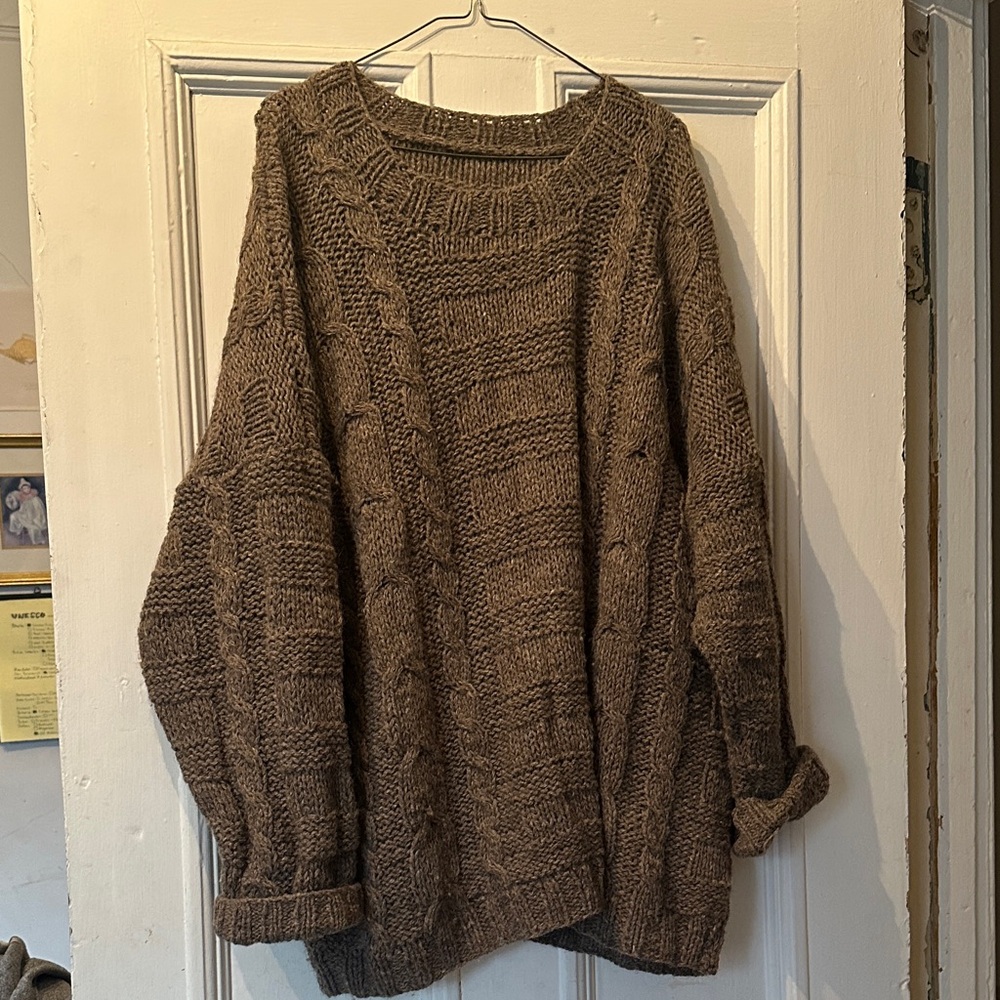 Men's Classic Brown Cable Knit Sweater